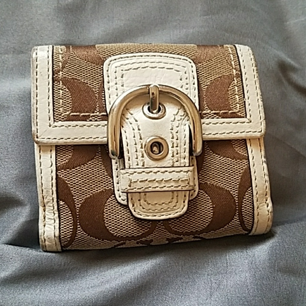 Coach Print Wallet With White Leather